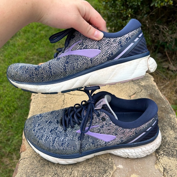 Brooks ghost 11 women’s athletic shoes - Picture 5 of 10